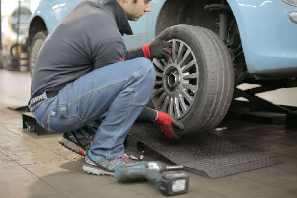 Tire Maintenance 101: Rotation, Alignment, and&nbsp;Replacement